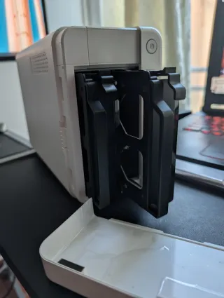 Servidor NAS QNAP TS-251B