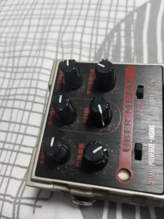 Pedal Guitarra Line 6 Uber Metal