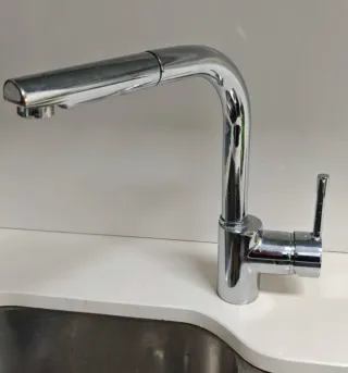 Lampista, electricista, fontanero.