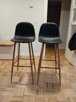4 Taburetes Altos Asiento Negro