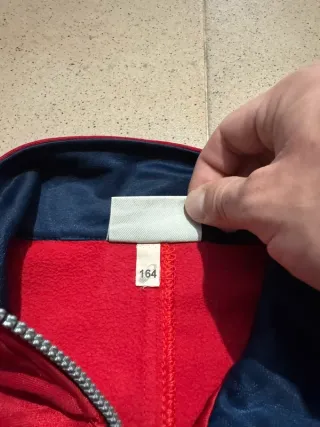 Chaqueta Asics Vintage Roja Talla S