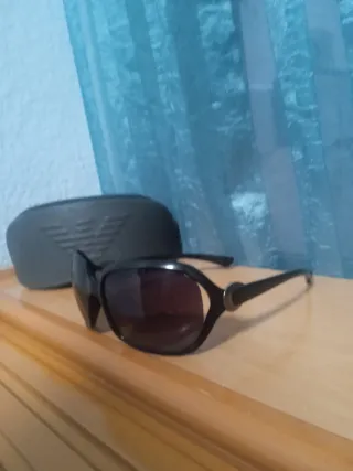 Gafas De Sol Mujer Trucco Negras y Lentes Fucsia