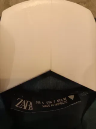 Vestido verde cuello alto