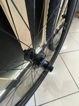 Ruedas Oquo RC25TEAM SRAM XDR