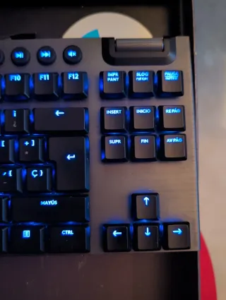 Teclado Mecánico Logitech G915 TKL