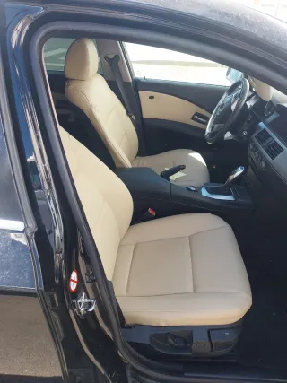 Realizamos trabajos de tapiceria de coches