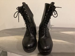 Botas Bruno Premi negras con tachuelas