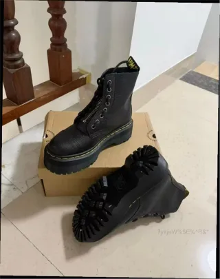 Botas Dr. Martens Talla 37 Cremallera Plataforma