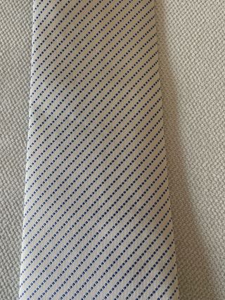 Corbata Hermes Seda Rayas Azul Blanco