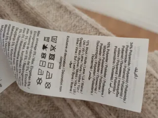 Falda larga de punto beige