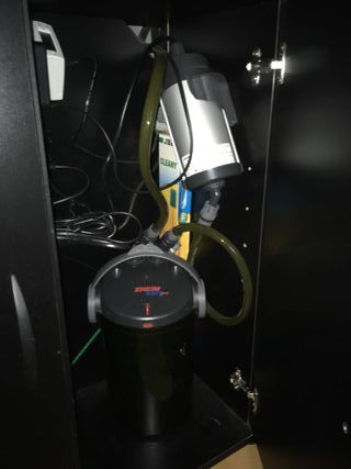 Acuario EHEIM 126L + mueble original y más.