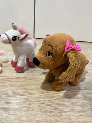 Lote de peluches y muñecos