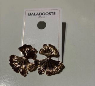Pendientes Balabooste Paris flor dorada metal