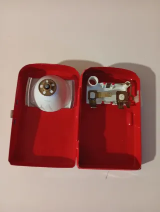 Linterna roja antigua