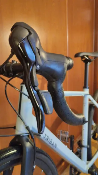 Bicicleta Gravel/Carretera Triban RC120