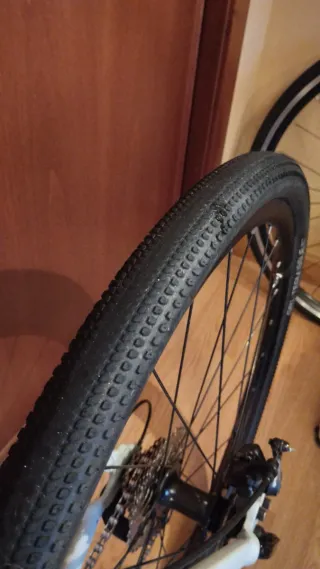 Bicicleta Gravel/Carretera Triban RC120