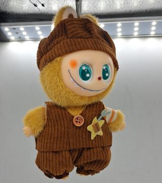 Labubu peluche marrón y amarillo