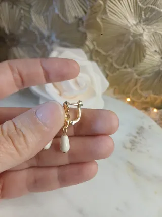 Pendientes Vintage Chapado Oro y Corales Blancos