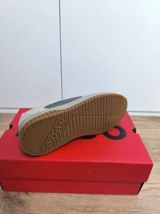 Hugo Boss Zapatillas Piel Talla 41 Beige nuevas