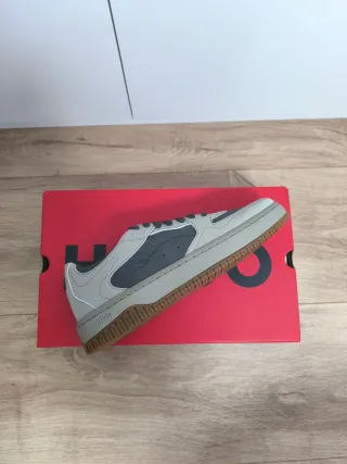 Hugo Boss Zapatillas Piel Talla 41 Beige nuevas