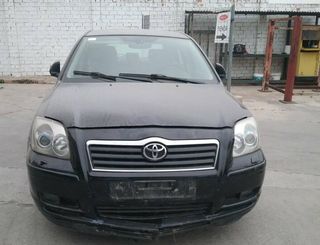 Centralita motor toyota 8966105a21 avensis 4587432