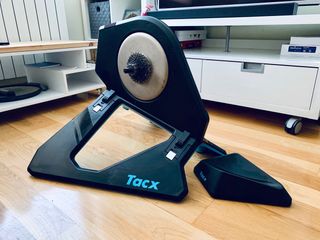 Rodillo Tacx Neo 2T Entrenamiento