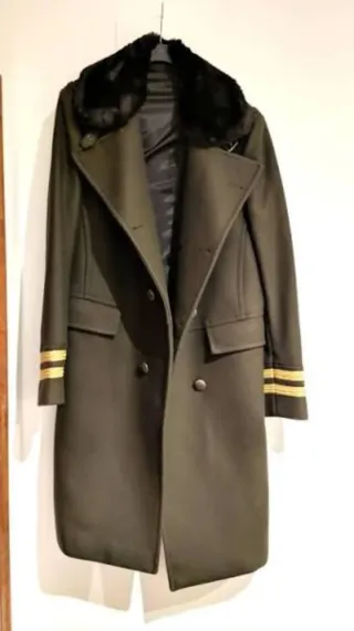 Chaquetón militar Zara... Urge