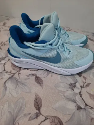 Zapatillas Nike Azul y Turquesa