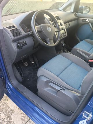 Volkswagen Touran 2010