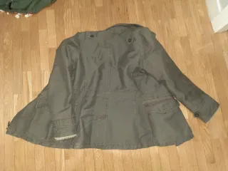 Cazadora Pepe Jeans verde militar