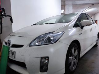 Vendo Toyota Prius AVERIADO