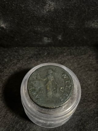 Sestercio Faustina Senior