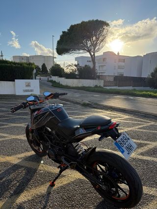 KTM Duke 125