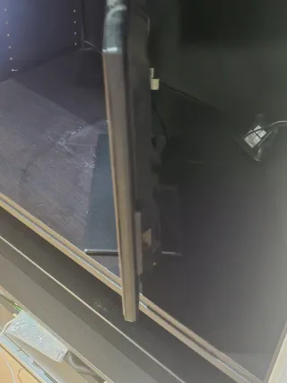 Televisión NPG 28 Negra