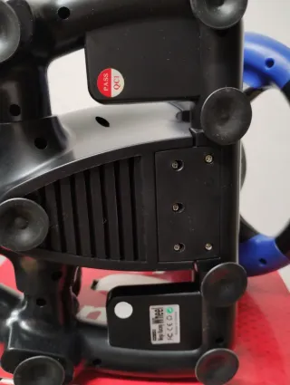 Volante PS2 i-need V9 con pedali e cambio