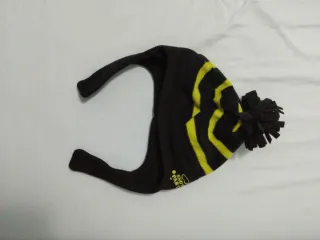 Conjunto bufanda, gorro y manoplas para niño