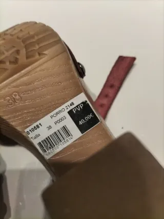 Porronet Sandalias Rojas Tacon