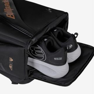 Paletero Bullpadel Vertex Negro Nuevo