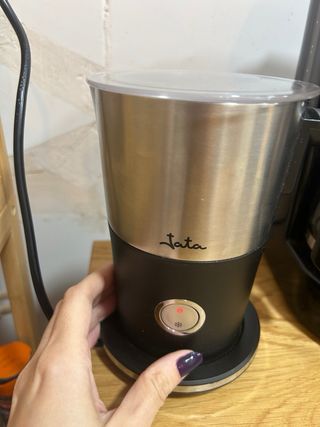 Espumador y calentador de leche Jata