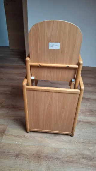 Trona pupitre madera