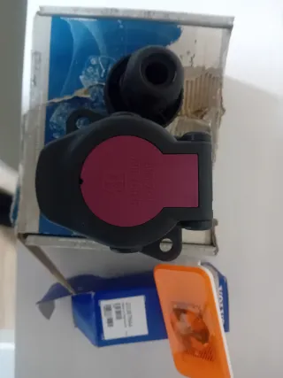 Enchufe ABS y piloto latera