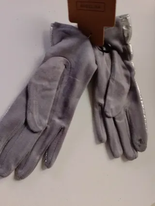 Guantes plateados táctiles