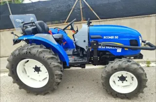 Tractor Boomer 50