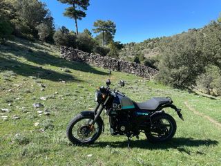 Royal Enfield Scram 411