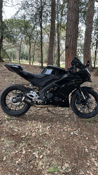 Yamaha YZF-R125 | Negra