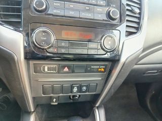 Mitsubishi L 200 4*4 DIESEL + IVA DEDUCIBLE AUTOMÁ