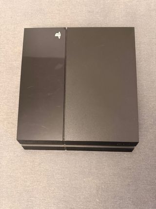 PS4 (PlayStation 4) Negra + 4 Mandos