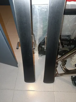 Esquís Elan Verdes con Fijaciones