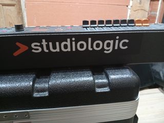 Teclado Studiologic Numa Compact 2X