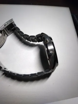 Reloj Casio Edifice Negro y Plateado